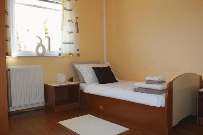 Apartments Ficur With Swimming Pool & Grill, Πορτορόζ Εξωτερικό φωτογραφία
